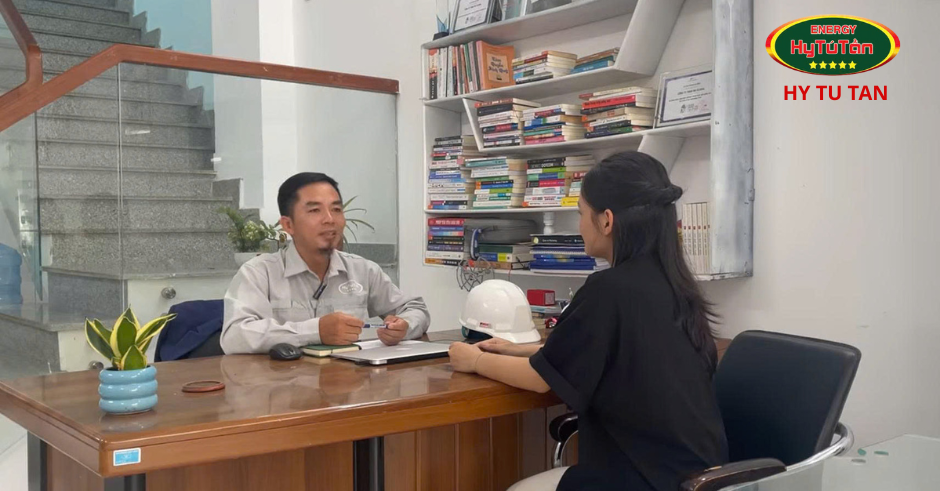 Đội ngũ Hy Tú Tần